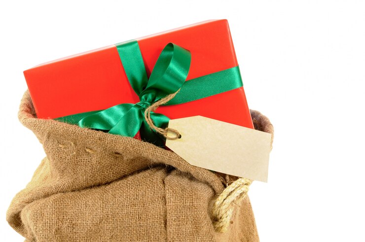 Foto gratuito regalo di natale in un sacco