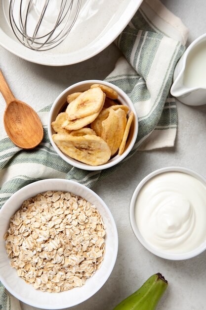 Ricetta in vista dall'alto con banana di banana