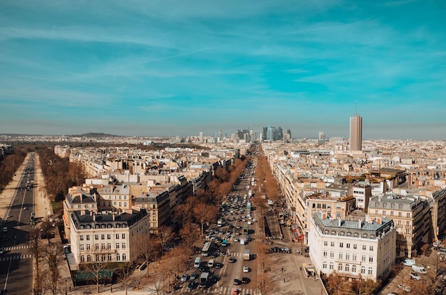 Ripresa aerea di bellissimo paesaggio di Parigi, Francia