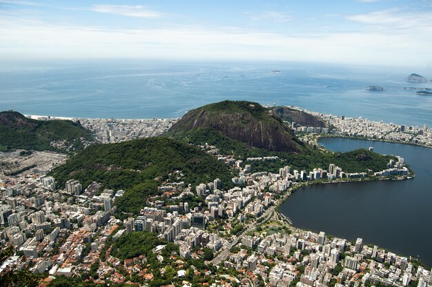 Ripresa aerea di Lagoa a Rio de Janeiro, Brasile