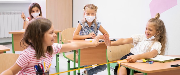 Ritorno a scuola durante il concetto covid