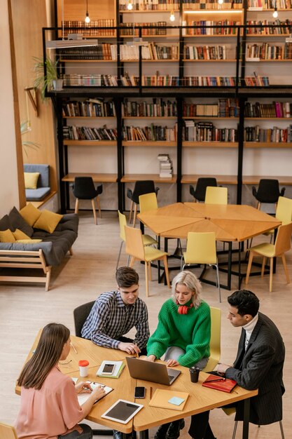 Riunione di squadra per le start-up