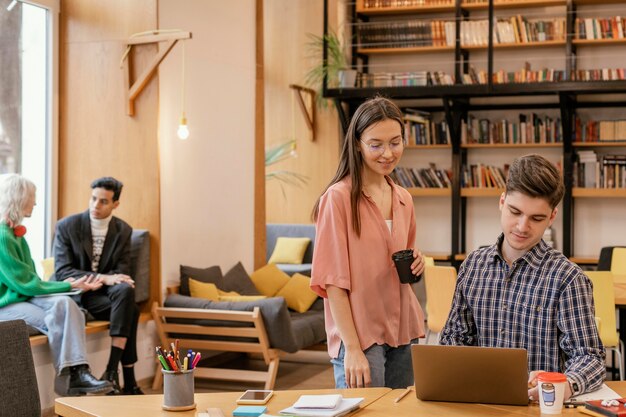 Riunione di squadra per le start-up