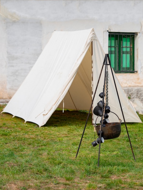 Scatto di una tenda fuori casa