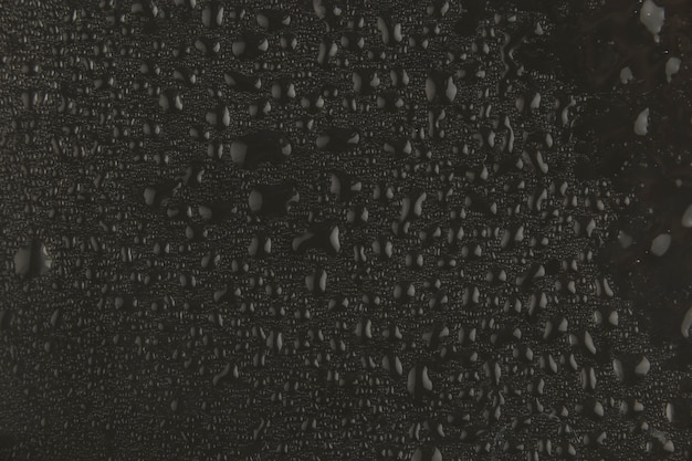 Scuro sfondo di goccia d&#39;acqua