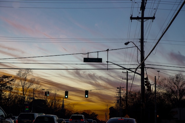 Semafori e cielo prima del tramonto