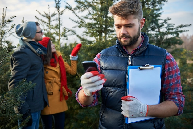 È sempre in contatto con i suoi clienti