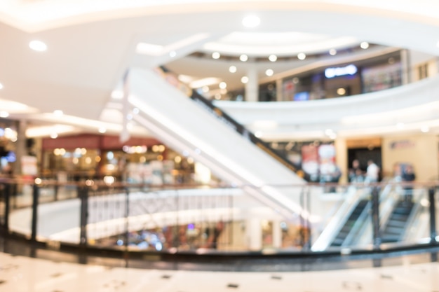 Sfuocatura astratta e centro commerciale defocused