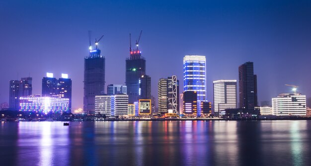 Shanghai di notte, in Cina