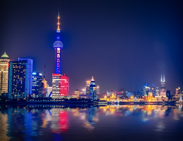 Shanghai di notte, in Cina