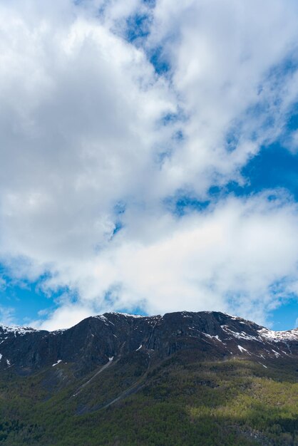 Skjolden Norvegia 16 maggio 2023 montagna