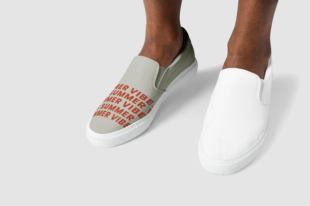 Sneakers slip-on in pelle grigio e bianco estate moda calzature unisex