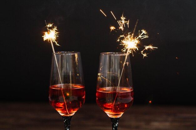 Sparklers in bicchieri da martini