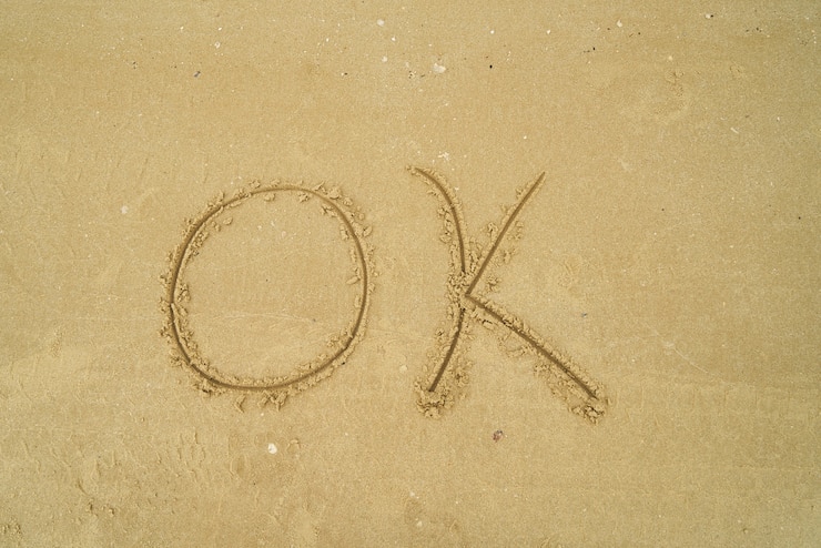 Foto gratuito spiaggia orizzontale sole in difficoltà