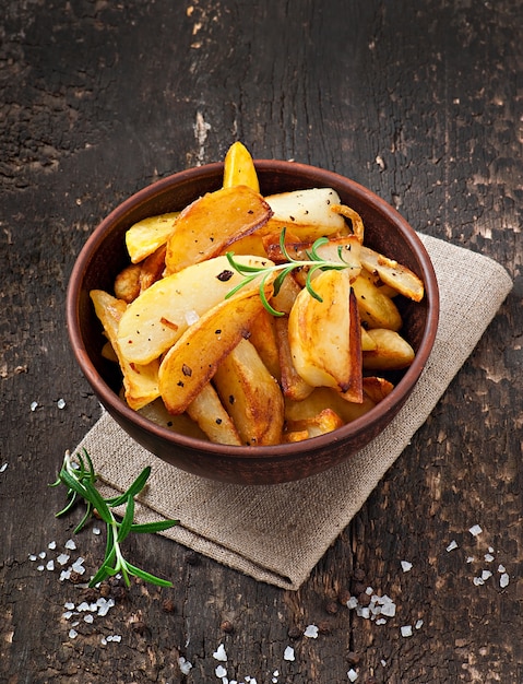 Spicchi di patate fritte