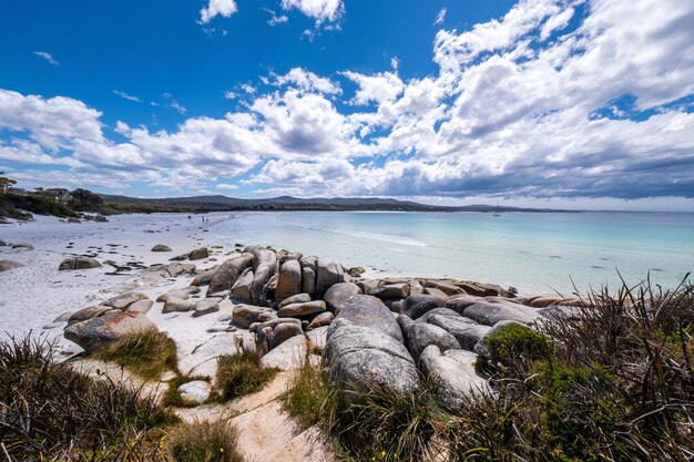 Splendido scenario della Baia di Fuoco in Tasmania, Australia