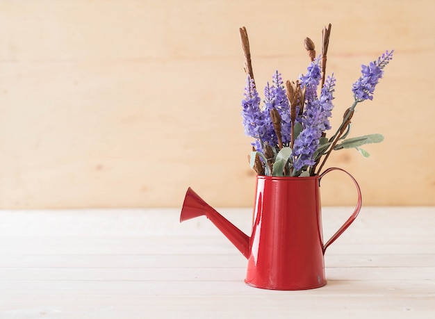 statice e fiori di caspia