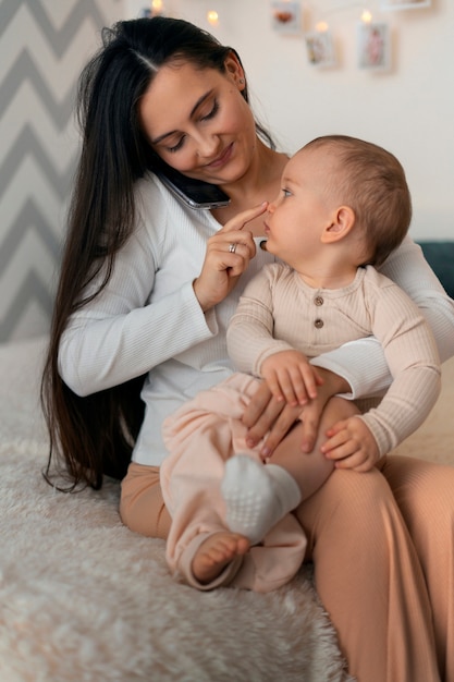 Stile di vita della donna che attraversa la maternità