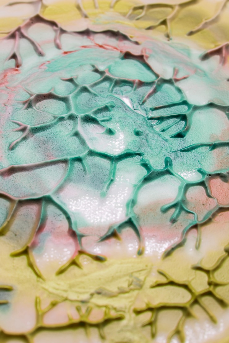 Foto gratuito strutturato di schiuma colorata e vernice di fondo