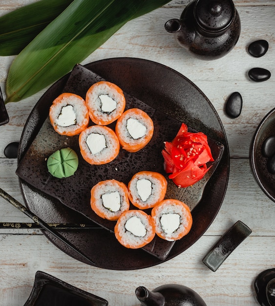 Sushi con maionese di riso allo zenzero e wasabi