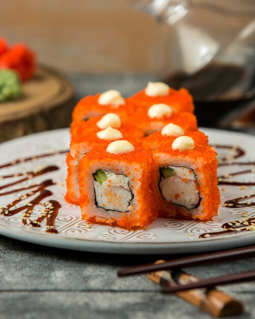 Sushi sul tavolo