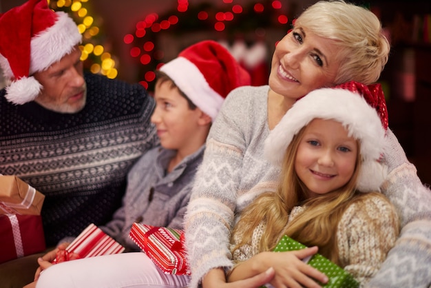 Tanto amore durante la celebrazione del Natale