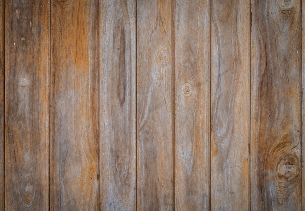 tavole verticali in legno antico