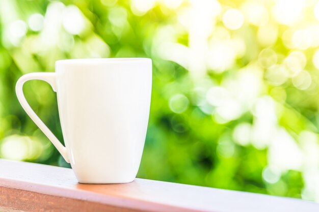 Tazza di caffè bianco