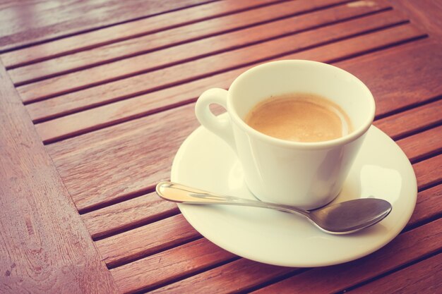 Tazza di caffè bianco