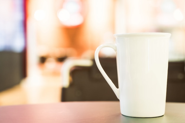 Tazza di caffè bianco