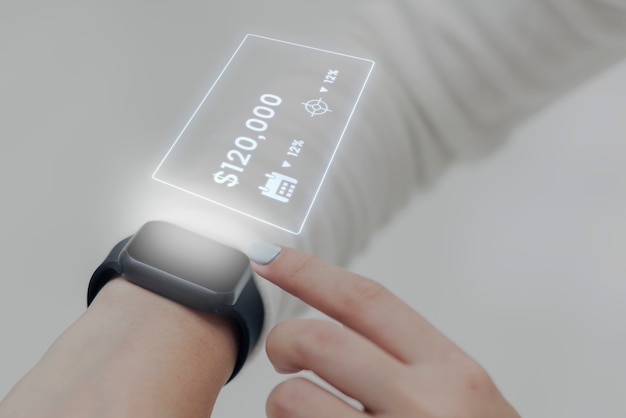 Tecnologia futura dello smartwatch olografico di pagamento senza contanti