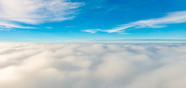 tempo vista dall&#39;alto cielo bianco