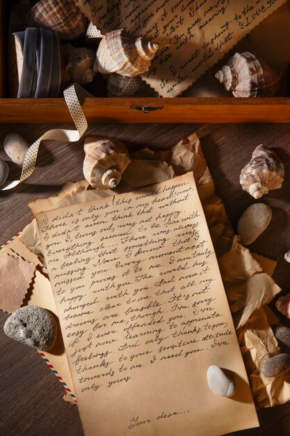 Top view arrangiamento di lettere d'amore