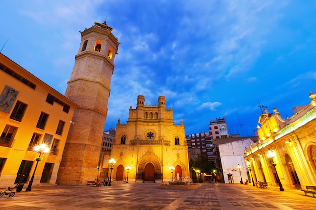 Torre di Fadri e cattedrale gotica a Castellon de la Plana