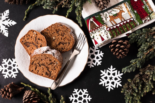 Torta affettata deliziosa di vista superiore per la festa di Natale