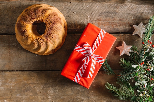 Torta di Natale e presente