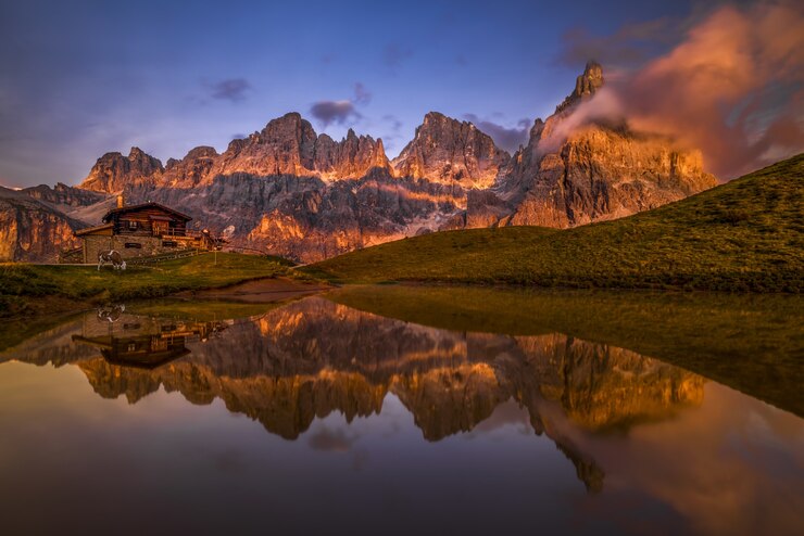 Foto gratuito tramonto alpino