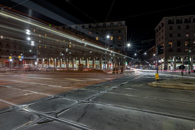 Tramvia nel quartiere dei navigli di Milano