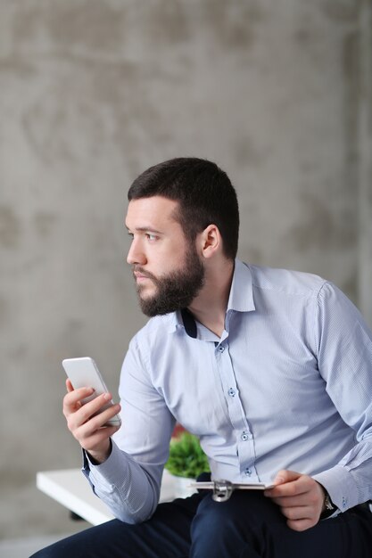 Uomo al lavoro