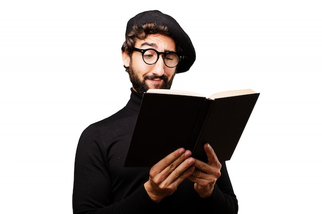 Uomo che legge un libro nero