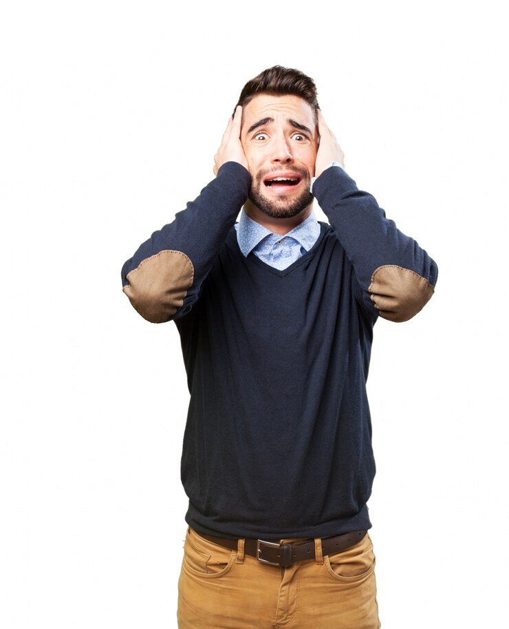 Foto gratuito uomo terrorizzato