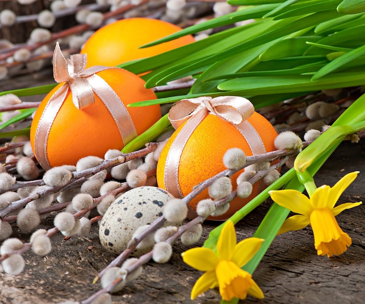 Foto gratuito uova di pasqua colorate