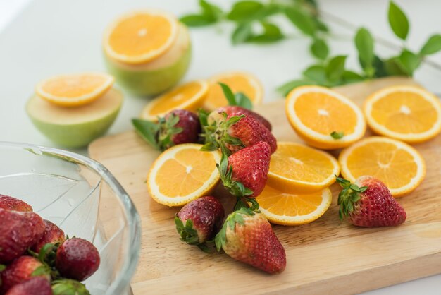 Vari frutti, mangiare assistenza sanitaria e concetto sano