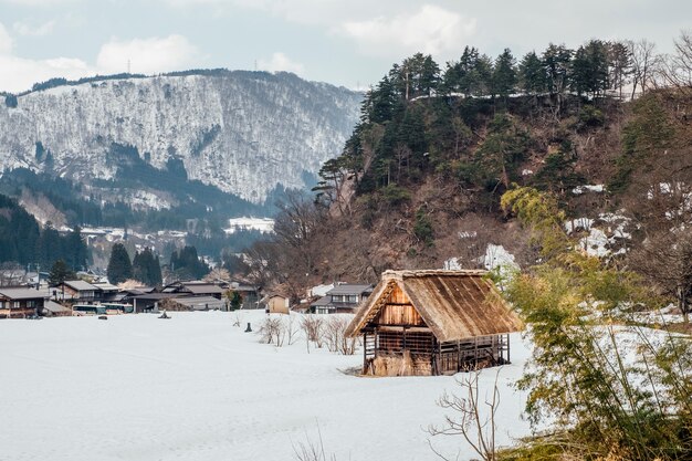 villaggio di neve a Shirakawago, in Giappone