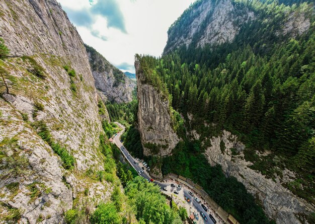 Vista aerea del drone della natura in Romania