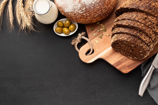 Vista dall'alto del concep di pane con copia spazio