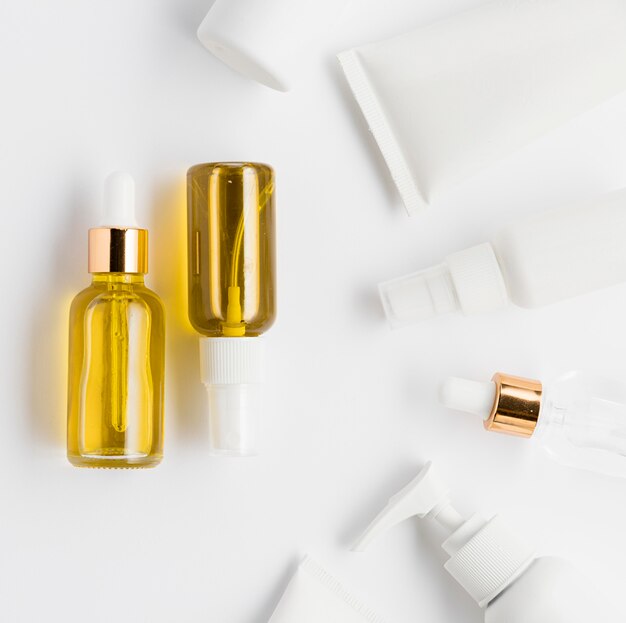 Vista dall'alto del concetto di cosmetici naturali