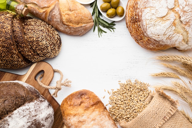 Vista dall'alto del concetto di disposizione del pane