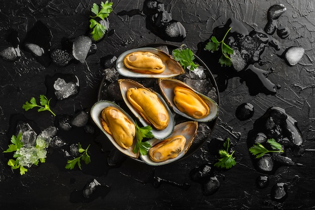 Vista dall'alto deliziosa composizione di frutti di mare