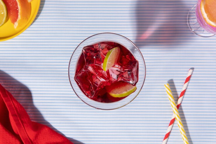 Foto gratuito vista dall'alto deliziosa sangria e agrumi